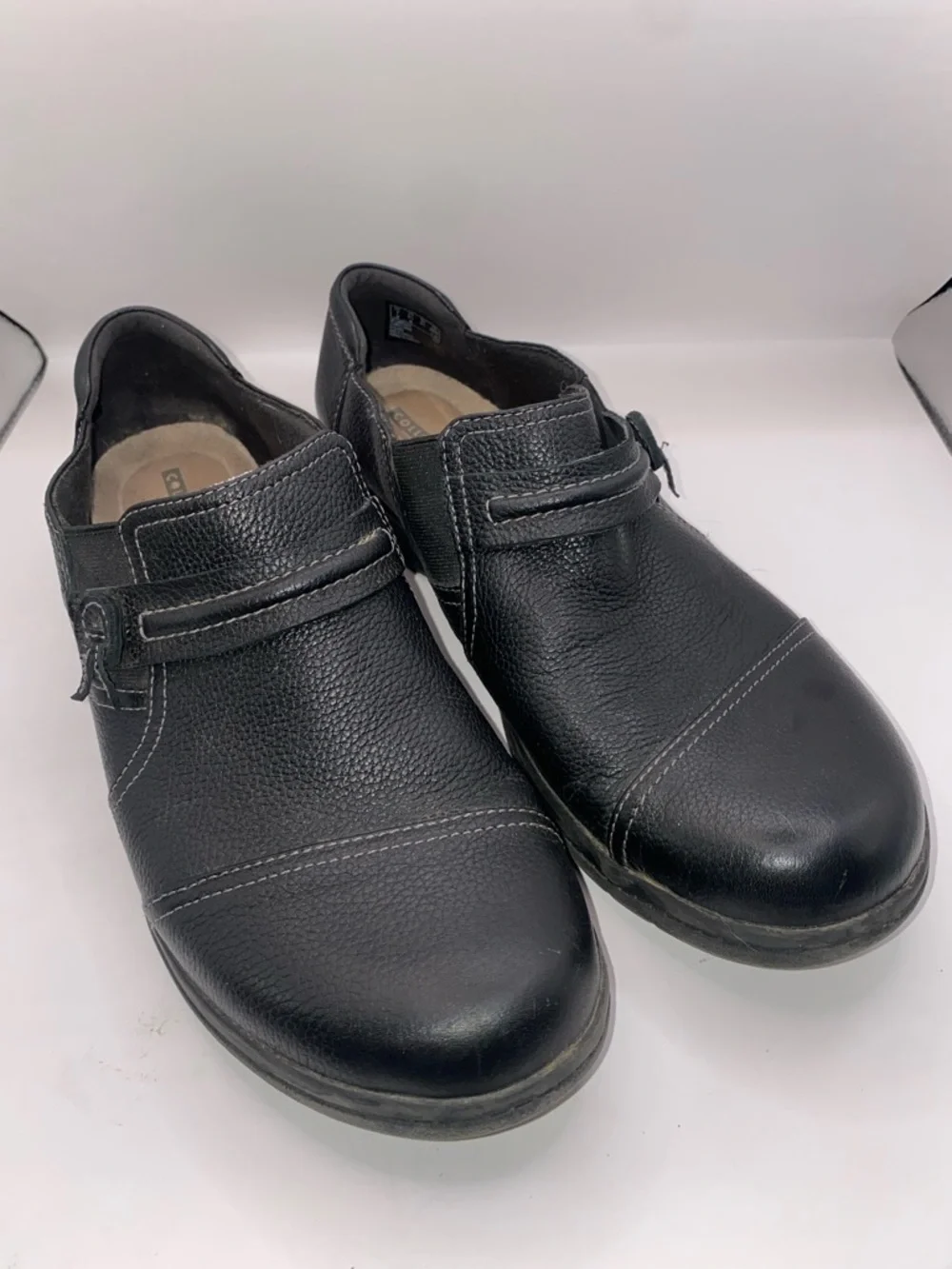 Clarks Black‎ Leather Slip-On Loafers